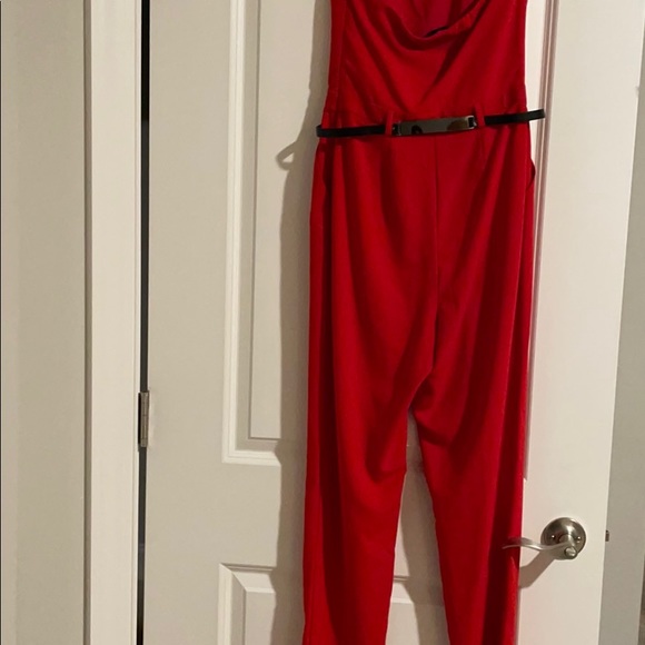 Guess jumpsuit - Picture 5 of 5